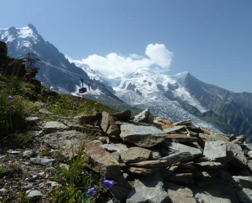 Familie vandretur ved Mont Blanc
